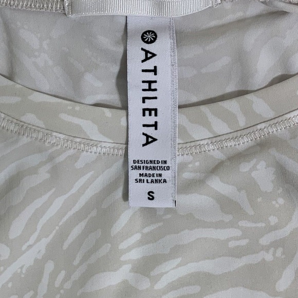 Athleta Workout Athletic Top Shirt Women's Small Tan White Abstract Gym Stretchy - Picture 6 of 9